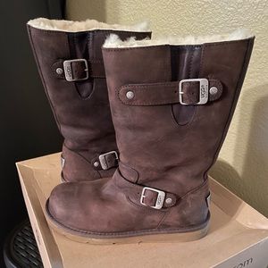 New Ugg Kensington leather boot. Size 8.
